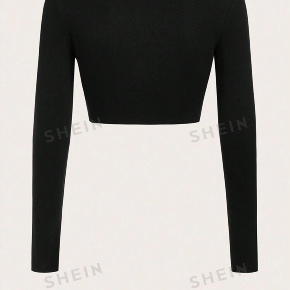 Shein Cropped Long Sleeve - Picture 2 of 2